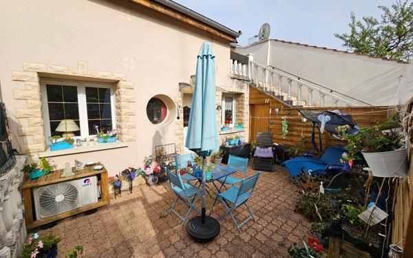 Appartement à vendre    2 pièces • 57 m2 Uckange