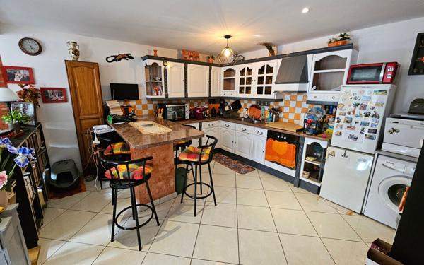 Appartement à vendre    2 pièces • 57 m2 Uckange