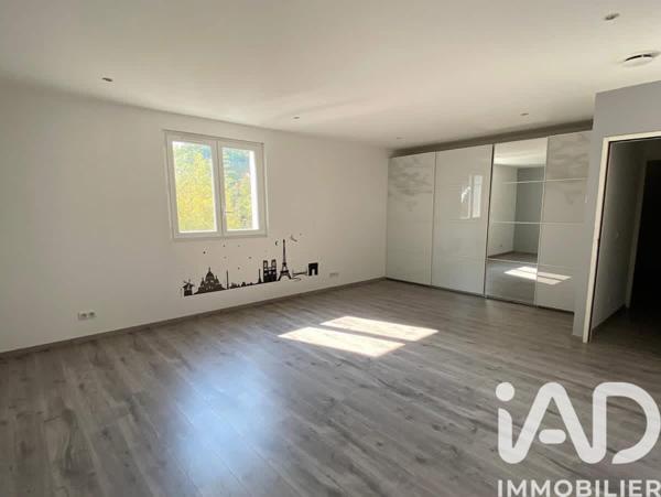 Maison à vendre 9 pièces 266 m² Bernis