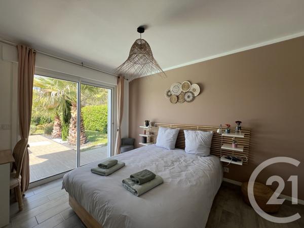 Maison à vendre  5 pièces - 115 m 2   ANDERNOS LES BAINS  - 33
