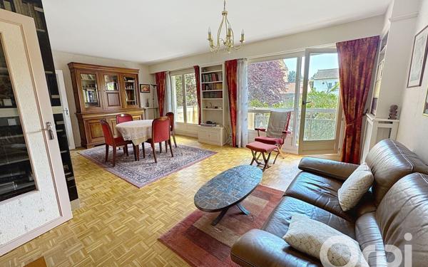 Appartement à vendre    4 pièces • 92,21 m2 Clamart