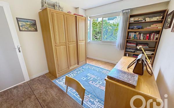 Appartement à vendre    4 pièces • 92,21 m2 Clamart