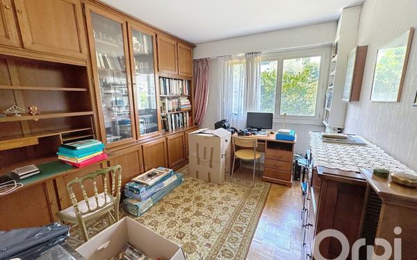 Appartement à vendre    4 pièces • 92,21 m2 Clamart
