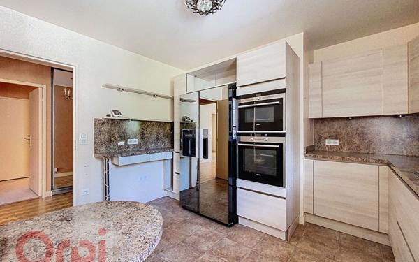 Appartement à vendre    4 pièces • 99 m2 Châtillon
