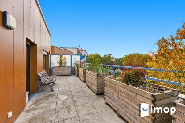À 5 min du métro Basilique, superbe duplex T4 de 85m² avec terrasse arborée de 26m²