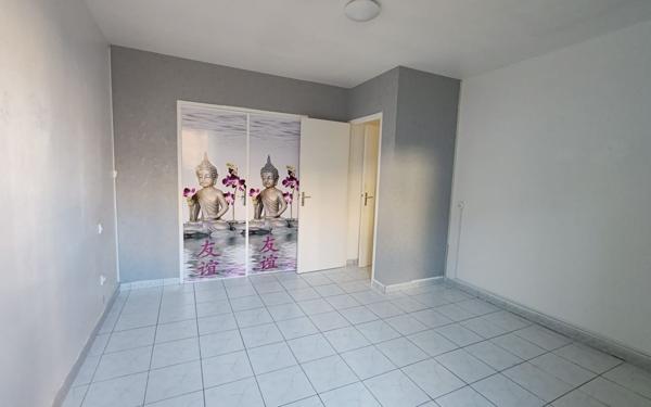 Appartement à louer    3 pièces •  Saint-Thibéry