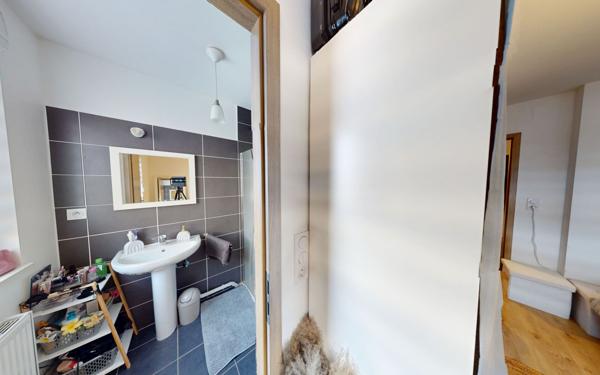 Appartement à vendre    2 pièces • 47,10 m2 Manom