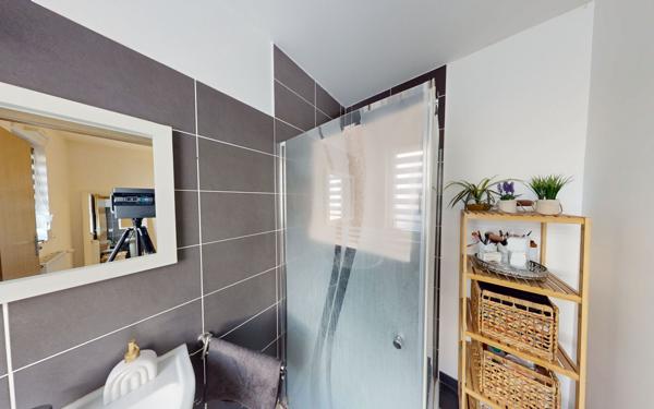 Appartement à vendre    2 pièces • 47,10 m2 Manom