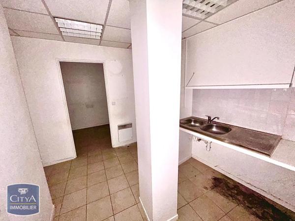 Vente local commercial 124.5m²