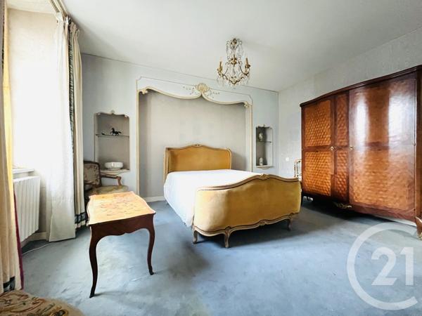 Maison à vendre  13 pièces - 289,27 m 2   CONDAT SUR VIENNE  - 87