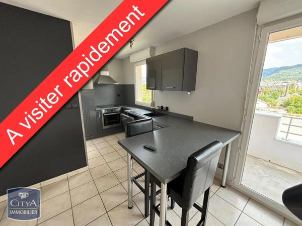 Appartement à louer 2 pièces 56.11m² Oyonnax (01100)