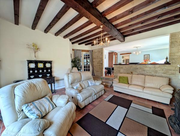 Maison à vendre à Mirambeau (17150) - Charente-Maritime