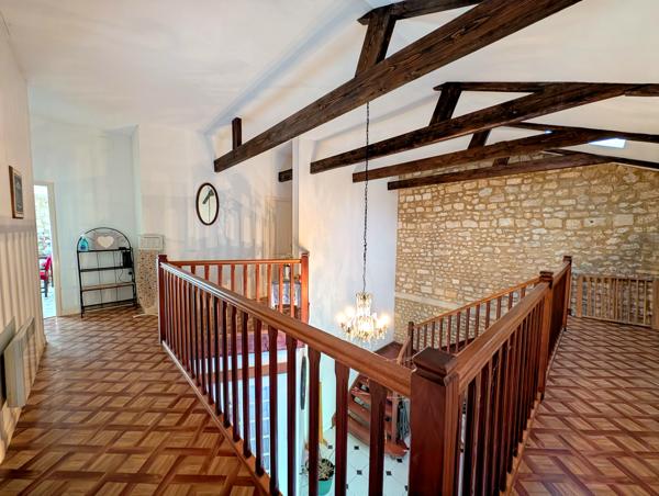 Maison à vendre à Mirambeau (17150) - Charente-Maritime