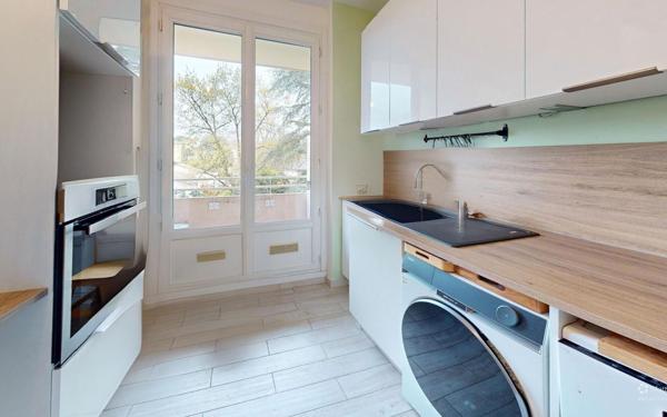 Appartement à vendre    4 pièces • 84,24 m2 Caluire-et-Cuire