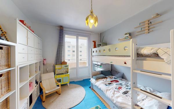 Appartement à vendre    4 pièces • 84,24 m2 Caluire-et-Cuire