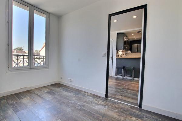 Appartement Aubervilliers 2 pièce(s) 25.84 m2