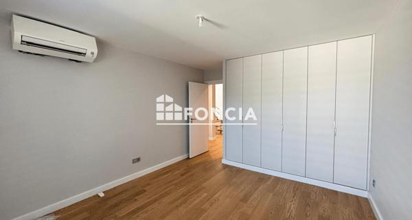 Location Maison 6 pièces 202.39 m² - Charbonnières-les-bains 69260