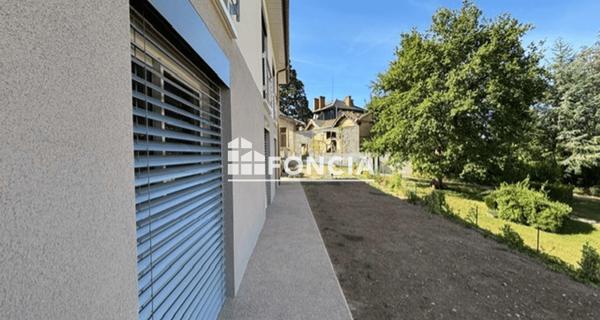 Location Maison 6 pièces 202.39 m² - Charbonnières-les-bains 69260