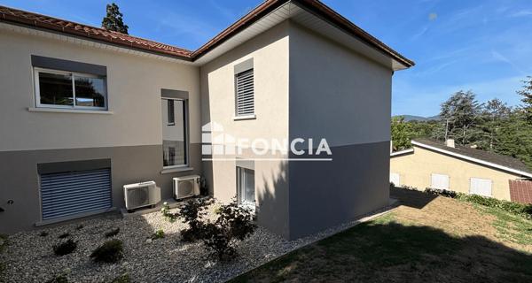 Location Maison 6 pièces 202.39 m² - Charbonnières-les-bains 69260