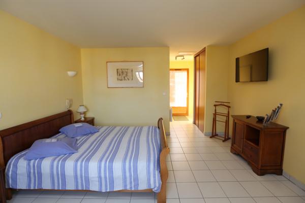 Grignols (24110) ensemble de charme dans un village historique