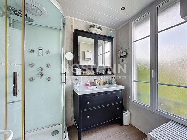 MAISON A VENDRE A CHILLY-MAZARIN PROCHE MORANGIS DANS UNE RUE CALME