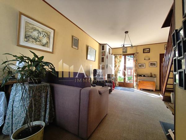 Charmante Maison Ancienne avec dépendances- Gisors