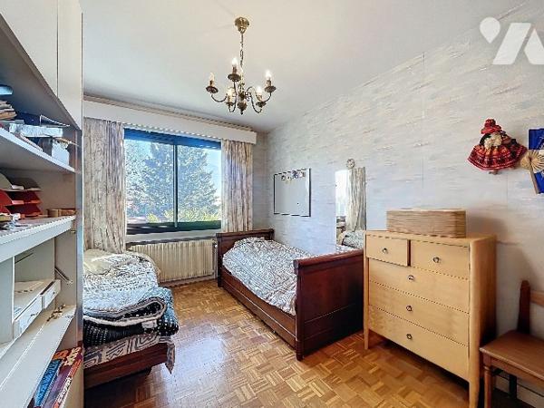 Maison familiale de 233m2 avec piscine, jacuzzi et vue imprenable sur Belledonne.