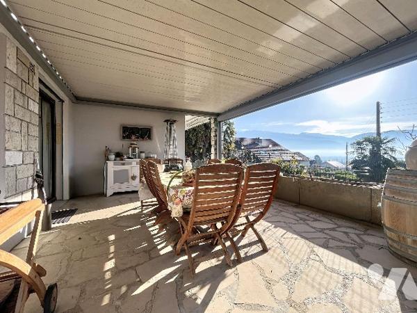 Maison familiale de 233m2 avec piscine, jacuzzi et vue imprenable sur Belledonne.