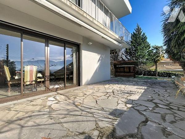 Maison familiale de 233m2 avec piscine, jacuzzi et vue imprenable sur Belledonne.