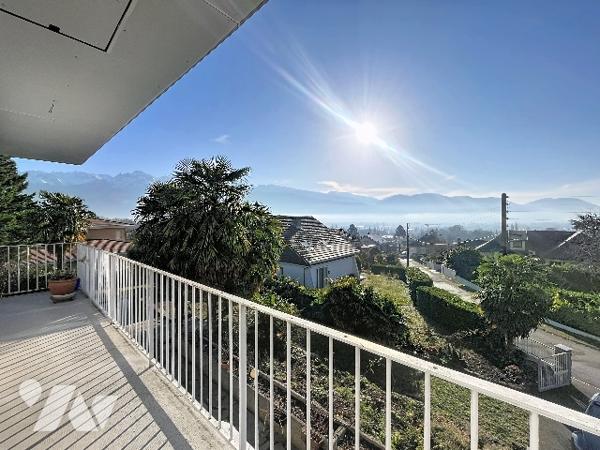 Maison familiale de 233m2 avec piscine, jacuzzi et vue imprenable sur Belledonne.