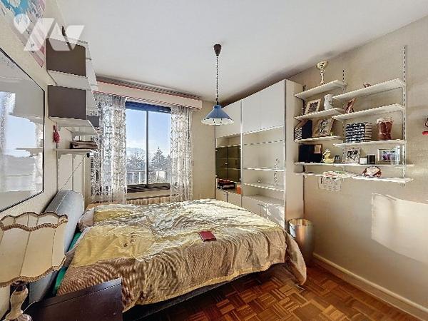 Maison familiale de 233m2 avec piscine, jacuzzi et vue imprenable sur Belledonne.