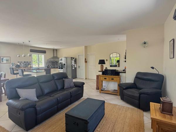 Roquecor (82150) TARN ET GARONNE ROQUECOR Maison de plain-pied avec 4 chambres, atelier et jardins