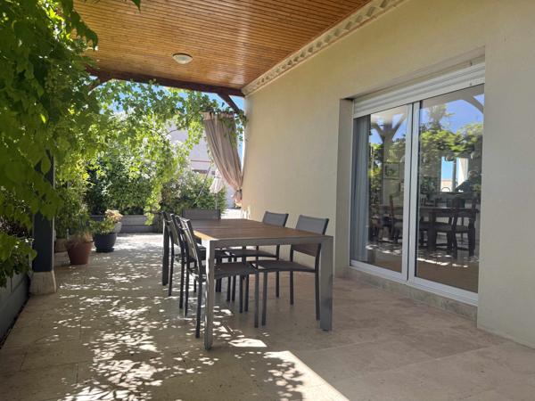 Roquecor (82150) TARN ET GARONNE ROQUECOR Maison de plain-pied avec 4 chambres, atelier et jardins