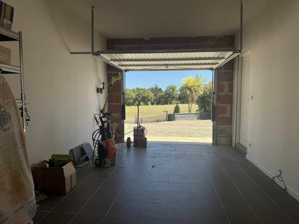 Roquecor (82150) TARN ET GARONNE ROQUECOR Maison de plain-pied avec 4 chambres, atelier et jardins