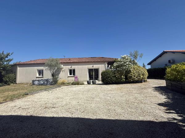Roquecor (82150) TARN ET GARONNE ROQUECOR Maison de plain-pied avec 4 chambres, atelier et jardins