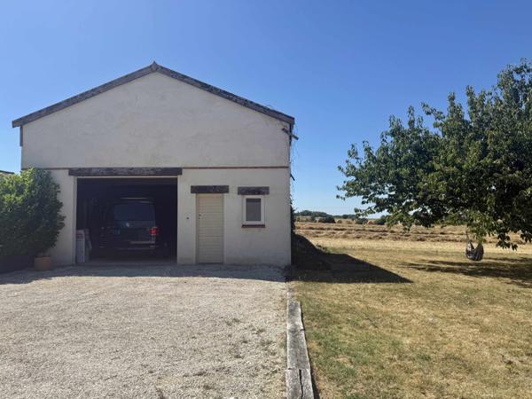 Roquecor (82150) TARN ET GARONNE ROQUECOR Maison de plain-pied avec 4 chambres, atelier et jardins
