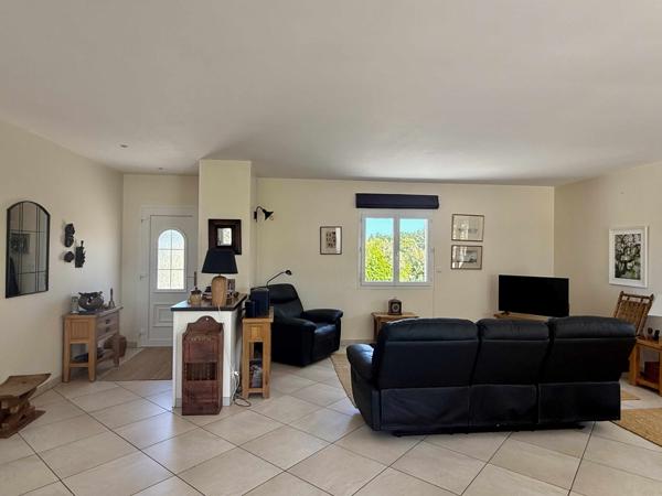 Roquecor (82150) TARN ET GARONNE ROQUECOR Maison de plain-pied avec 4 chambres, atelier et jardins