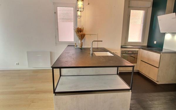 Appartement à vendre    2 pièces • 47,75 m2 Montreuil