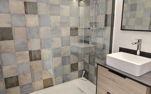 Appartement à vendre    2 pièces • 47,75 m2 Montreuil