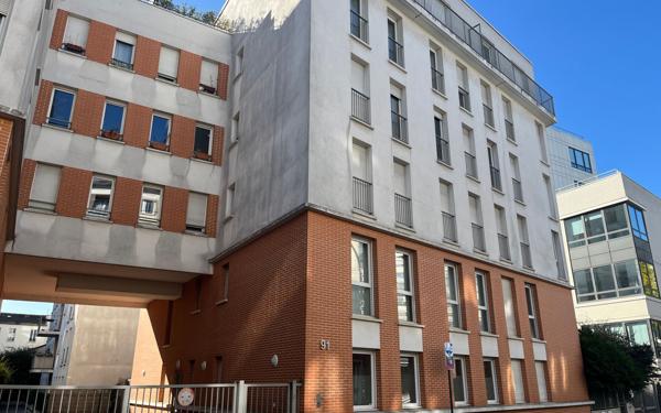 Appartement à vendre    2 pièces • 47,75 m2 Montreuil