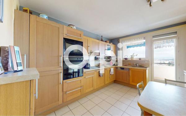 Appartement à vendre    6 pièces • 120,13 m2 Bron