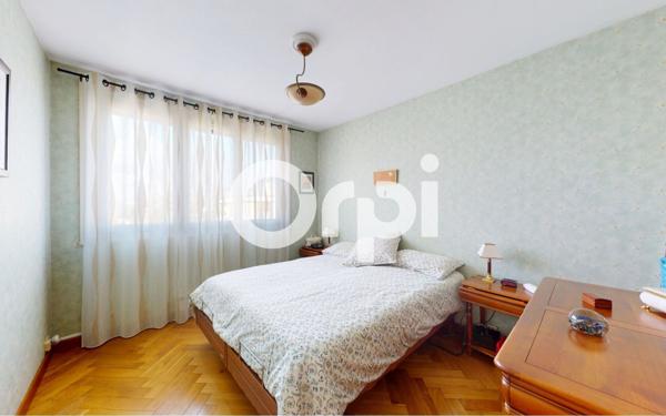 Appartement à vendre    6 pièces • 120,13 m2 Bron