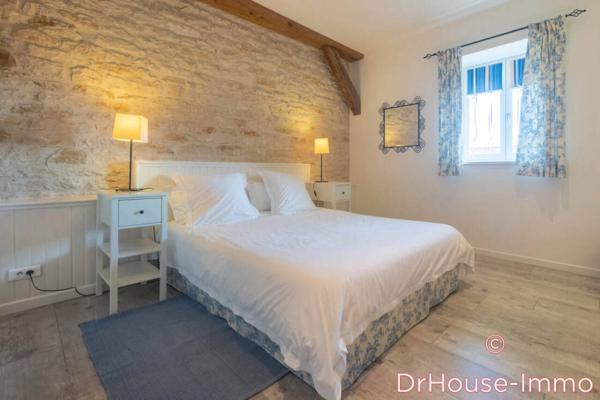 Maison à vendre 25 pièces de 657 m²