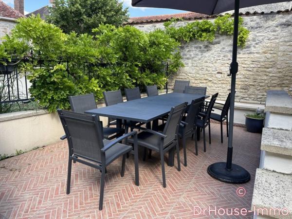 Maison à vendre 25 pièces de 657 m²