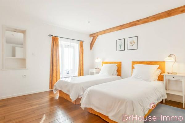 Maison à vendre 25 pièces de 657 m²