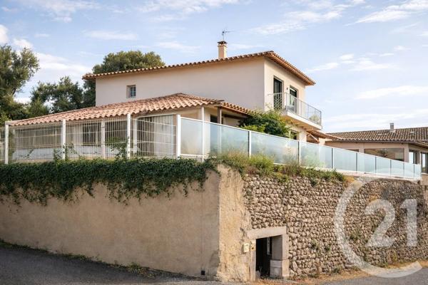 Maison à vendre  7 pièces - 221 m 2   MEZEL  - 04
