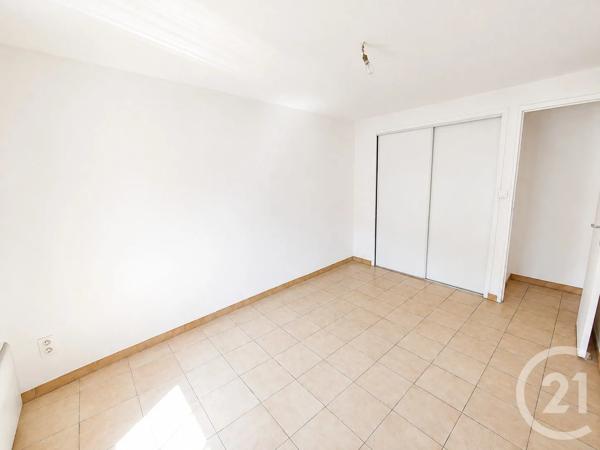Appartement T2 à vendre  2 pièces - 47,87 m 2   FORCALQUIER  - 04
