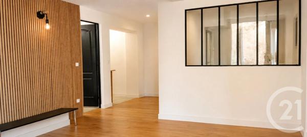 Appartement T2 à vendre  2 pièces - 47,87 m 2   FORCALQUIER  - 04