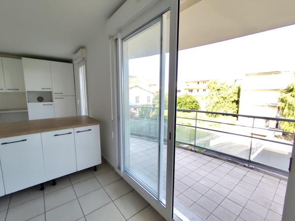 Appartement 3 pièce(s) 2 chambre(s) 67.44 m²