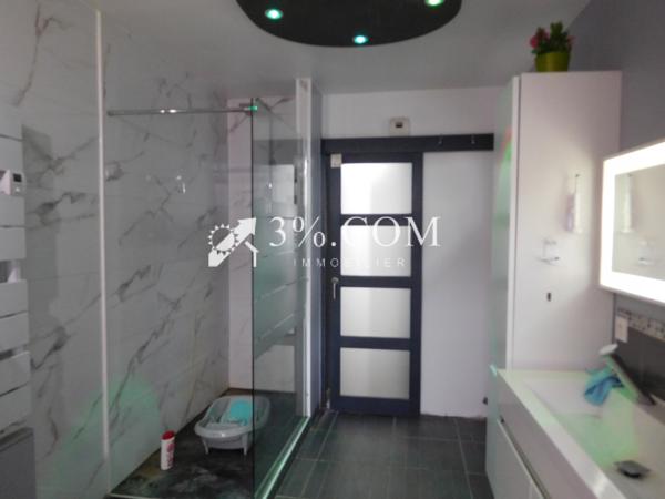 Maison 6 pièce(s) 4 chambre(s) 132 m²